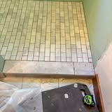 Floor tile